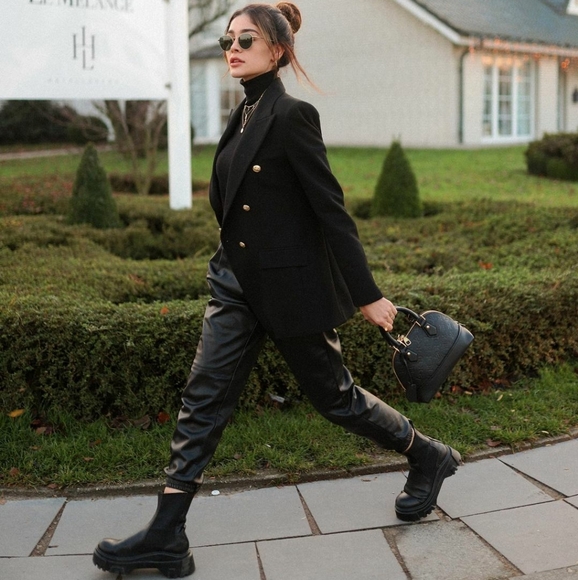 HOST PICK🎉NWT ZARA Faux Leather SLOUCHY Pants - Picture 2 of 16